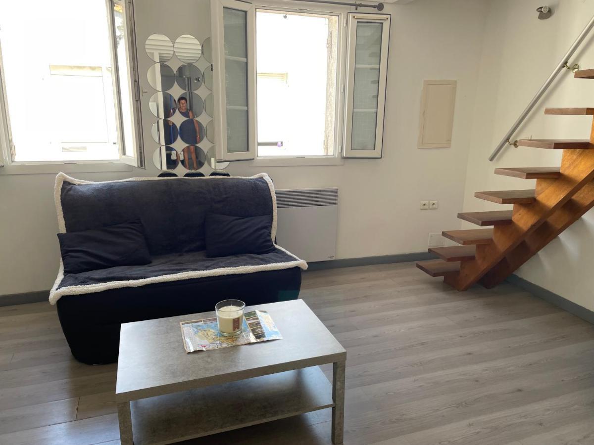 Appartement Des Penitents Сент-Мари-де-ла-Мер Экстерьер фото